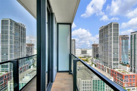 Condo in Miami, Florida, 1 bedroom  № 1385617 - photo 21