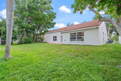 Villa ou maison à vendre à Miramar, Floride: 3 chambres, 151.62 m2 № 1385616 - photo 25