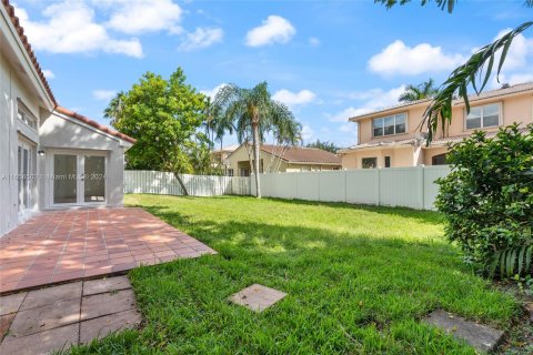 House in Miramar, Florida 3 bedrooms, 151.62 sq.m. № 1385616 - photo 24