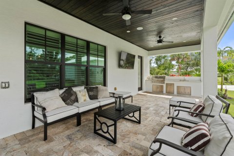 House in Jupiter, Florida 4 bedrooms, 287.07 sq.m. № 1231426 - photo 25