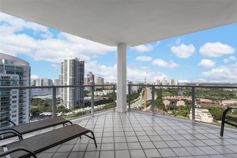 Condo in Aventura, Florida, 4 bedrooms  № 1355066 - photo 29