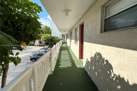 Copropriété à vendre à Lauderhill, Floride: 1 chambre, 83.98 m2 № 1237487 - photo 5