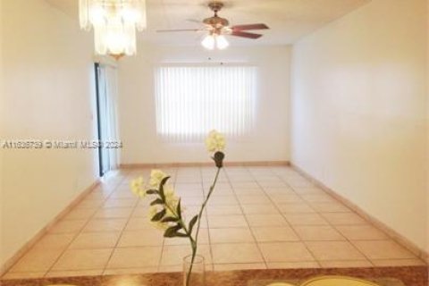 Copropriété à vendre à Delray Beach, Floride: 2 chambres, 93.55 m2 № 1351721 - photo 4