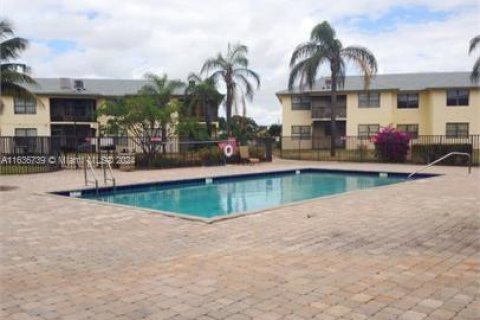 Copropriété à vendre à Delray Beach, Floride: 2 chambres, 93.55 m2 № 1351721 - photo 13