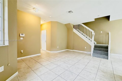 Copropriété à vendre à Miami Gardens, Floride: 4 chambres, 159.42 m2 № 1321365 - photo 3