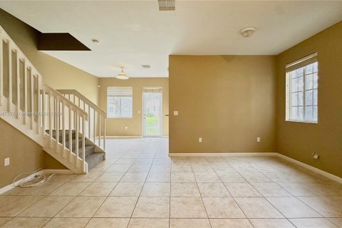 Copropriété à vendre à Miami Gardens, Floride: 4 chambres, 159.42 m2 № 1321365 - photo 2