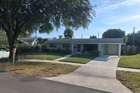 House in North Palm Beach, Florida 3 bedrooms, 117.43 sq.m. № 1135083 - photo 8