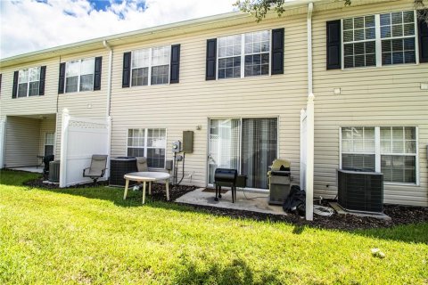 Townhouse in Lakeland, Florida 3 bedrooms, 173.45 sq.m. № 1353379 - photo 26