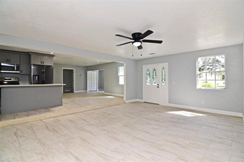 Casa en venta en Orlando, Florida, 3 dormitorios, 155.7 m2 № 1353564 - foto 8