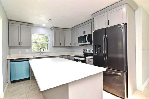 Casa en venta en Orlando, Florida, 3 dormitorios, 155.7 m2 № 1353564 - foto 19