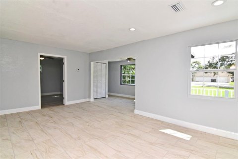 Casa en venta en Orlando, Florida, 3 dormitorios, 155.7 m2 № 1353564 - foto 16