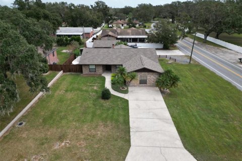 House in Lakeland, Florida 4 bedrooms, 215.81 sq.m. № 1430775 - photo 8