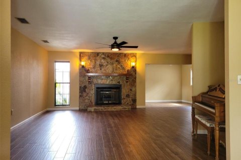 House in Lakeland, Florida 4 bedrooms, 215.81 sq.m. № 1430775 - photo 17