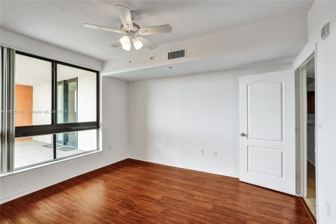 Condo in Fort Lauderdale, Florida, 2 bedrooms  № 1291268 - photo 27