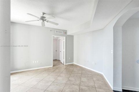 Condo in Fort Lauderdale, Florida, 2 bedrooms  № 1291268 - photo 7