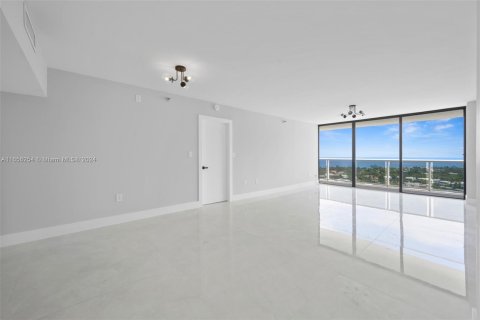 Copropriété à vendre à Aventura, Floride: 2 chambres, 107.58 m2 № 1355504 - photo 1