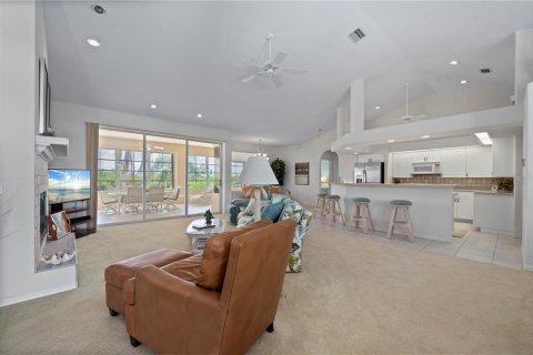 Villa ou maison à vendre à Punta Gorda, Floride: 3 chambres, 212.19 m2 № 1308575 - photo 13