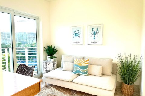 Condo in Hollywood, Florida, 2 bedrooms  № 1270596 - photo 25