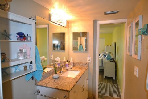 Condominio en venta en Oldsmar, Florida, 2 dormitorios, 97.92 m2 № 1122286 - foto 24
