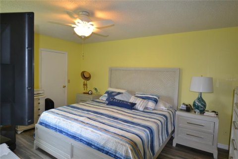 Condominio en venta en Oldsmar, Florida, 2 dormitorios, 97.92 m2 № 1122286 - foto 17
