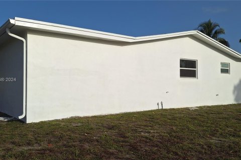 Casa en venta en Miramar, Florida, 3 dormitorios, 154.5 m2 № 1281782 - foto 30