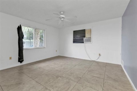 Villa ou maison à vendre à Punta Gorda, Floride: 4 chambres, 177.35 m2 № 1361578 - photo 26