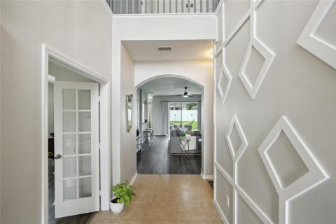 Villa ou maison à vendre à Wesley Chapel, Floride: 6 chambres, 329.71 m2 № 1361577 - photo 3