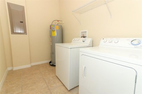 Townhouse in Orlando, Florida 3 bedrooms, 165.74 sq.m. № 1361579 - photo 20