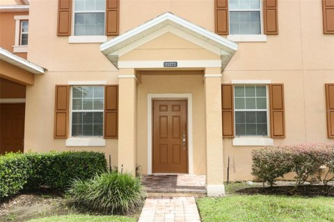 Townhouse in Orlando, Florida 3 bedrooms, 165.74 sq.m. № 1361579 - photo 2