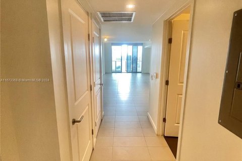 Condominio en venta en Miami, Florida, 53.88 m2 № 1396115 - foto 8