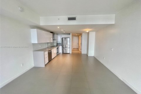 Condominio en venta en Miami, Florida, 53.88 m2 № 1396115 - foto 4