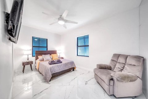 Casa en venta en Wilton Manors, Florida, 4 dormitorios, 176.51 m2 № 913455 - foto 23