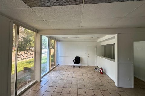 Propiedad comercial en alquiler en Gainesville, Florida, 425.86 m2 № 1337736 - foto 27