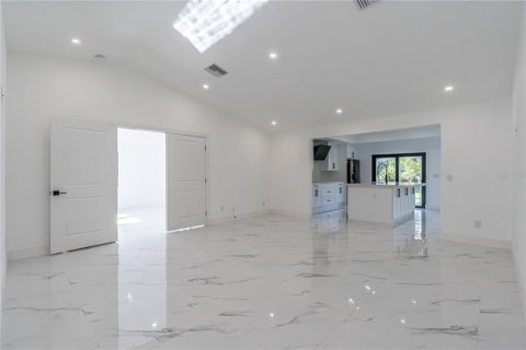 Casa en venta en Naples, Florida, 3 dormitorios, 183.2 m2 № 1337706 - foto 11