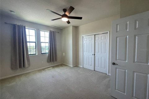 Townhouse in Wesley Chapel, Florida 3 bedrooms, 162.39 sq.m. № 1337705 - photo 16