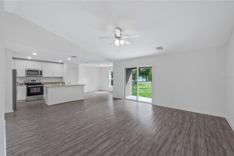 Villa ou maison à vendre à Port Charlotte, Floride: 3 chambres, 156.08 m2 № 530034 - photo 5