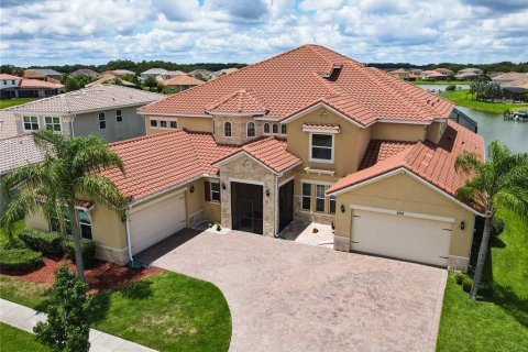 Villa ou maison à vendre à Kissimmee, Floride: 5 chambres, 577.39 m2 № 1248587 - photo 6