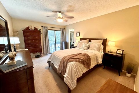 Condo in Winter Springs, Florida, 3 bedrooms  № 1344668 - photo 9