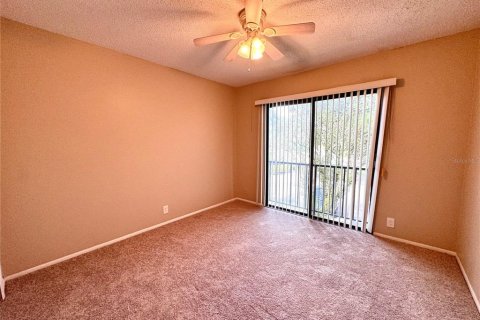 Condo in Winter Springs, Florida, 3 bedrooms  № 1344668 - photo 12