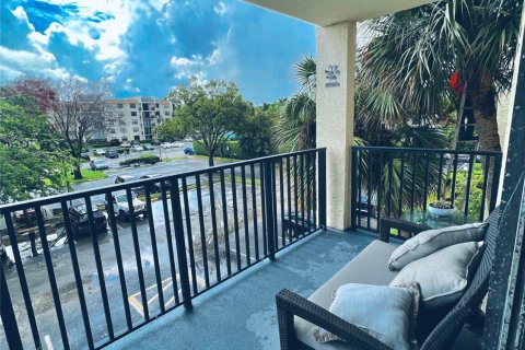 Copropriété à vendre à Tamarac, Floride: 1 chambre, 75.07 m2 № 1172547 - photo 2