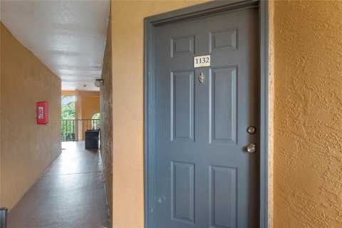 Condo in Orlando, Florida, 2 bedrooms  № 1303151 - photo 3