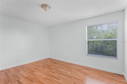 Condo in Orlando, Florida, 2 bedrooms  № 1303151 - photo 12