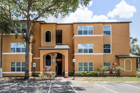 Copropriété à vendre à Orlando, Floride: 2 chambres, 97.92 m2 № 1303151 - photo 1