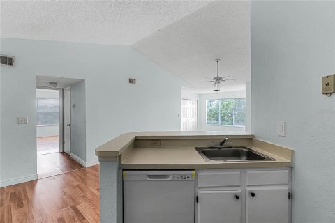 Copropriété à vendre à Orlando, Floride: 2 chambres, 97.92 m2 № 1303151 - photo 11