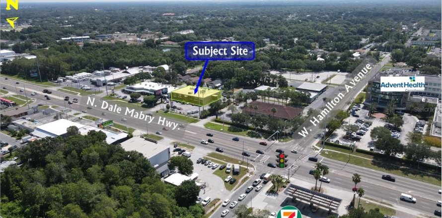 Commercial property in Tampa, Florida 37.16 sq.m. № 1357604