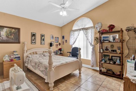 Casa en venta en Kissimmee, Florida, 3 dormitorios, 217.11 m2 № 1342288 - foto 24