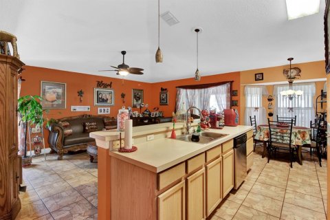 Casa en venta en Kissimmee, Florida, 3 dormitorios, 217.11 m2 № 1342288 - foto 14