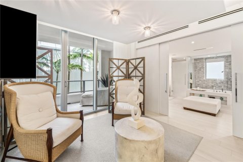 Condo in Miami Beach, Florida, 5 bedrooms  № 1232459 - photo 20