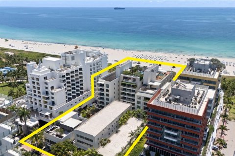 Condominio en venta en Miami Beach, Florida, 5 dormitorios, 525.36 m2 № 1232459 - foto 26