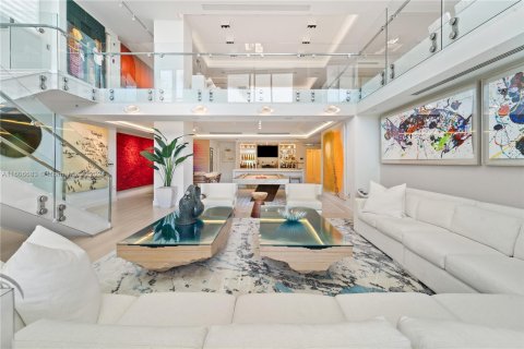 Condominio en venta en Miami Beach, Florida, 5 dormitorios, 525.36 m2 № 1232459 - foto 7